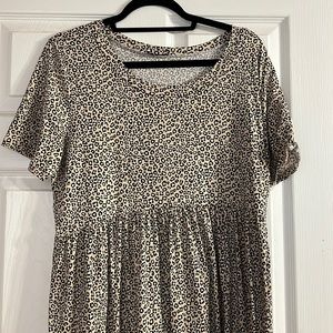 Jodifil leopard print dress. Size L. Like new.